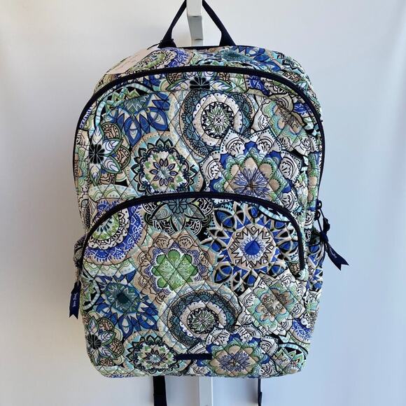 Vera Bradley LARGE Essential BACKPACK NWT Sketched Medallion  display picture 3